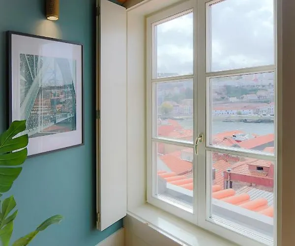 Hm - Infante Riverside R *