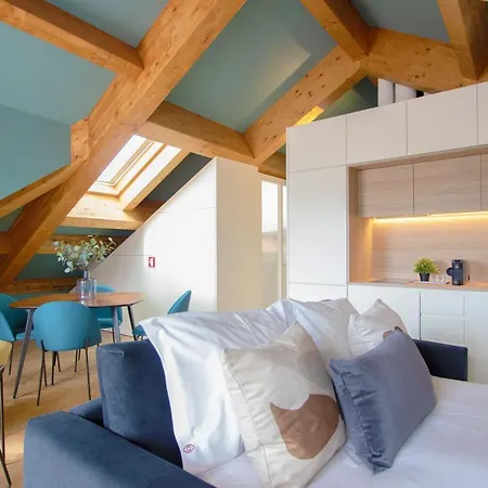 Hm - Infante Riverside R 아파트 *