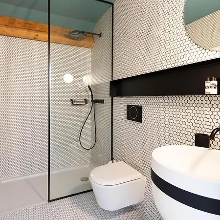 Hm - Infante Riverside R Apartman *