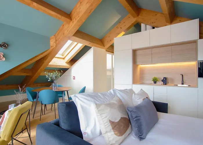 Hm - Infante Riverside R Апартаменты *