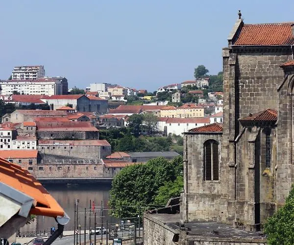 Апартаменты Hm - Infante Riverside R